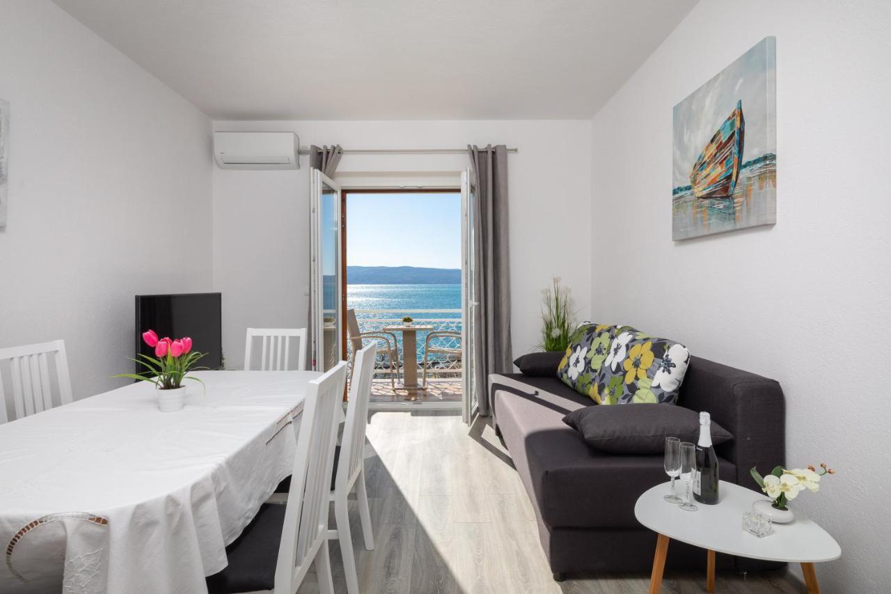 Apartments 20 Meters From The Beach Jesenice  Luaran gambar