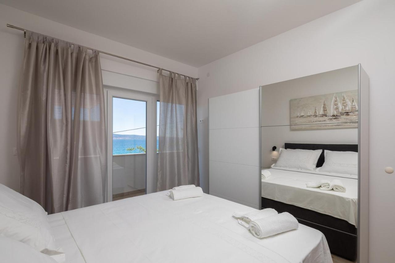 Apartments 20 Meters From The Beach Jesenice  Bilik gambar